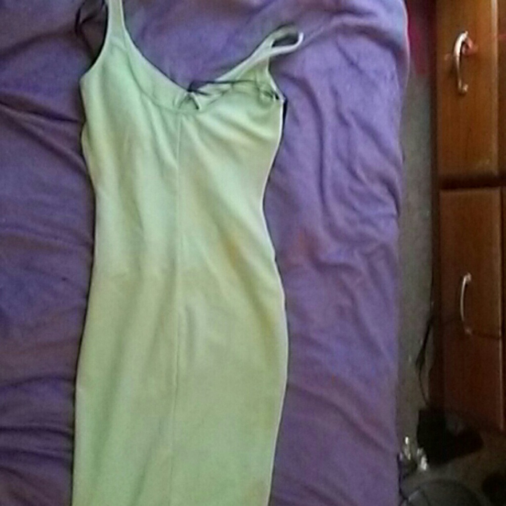 Dress - Picture 3 of 5